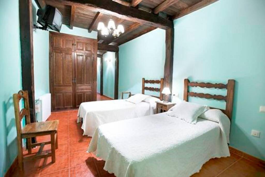Casa Rural Los Portales Valle Del Jerte คาเบซุเอลา เดล วาลล์ ภายนอก รูปภาพ